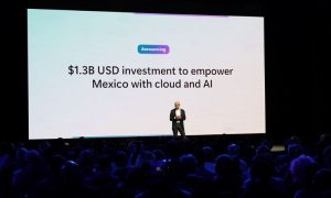 Conferencia magistral en el Microsoft AI Tour 2024 en la Ciudad de México